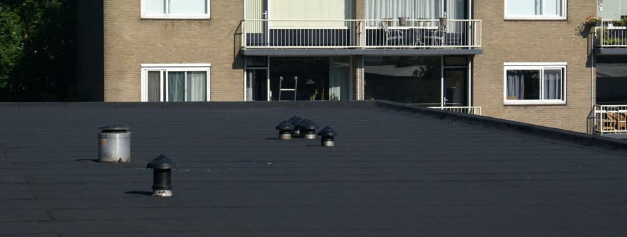 Bitumen dakbedekking voor plat dak